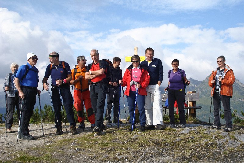 04 Erster Gipfel.JPG